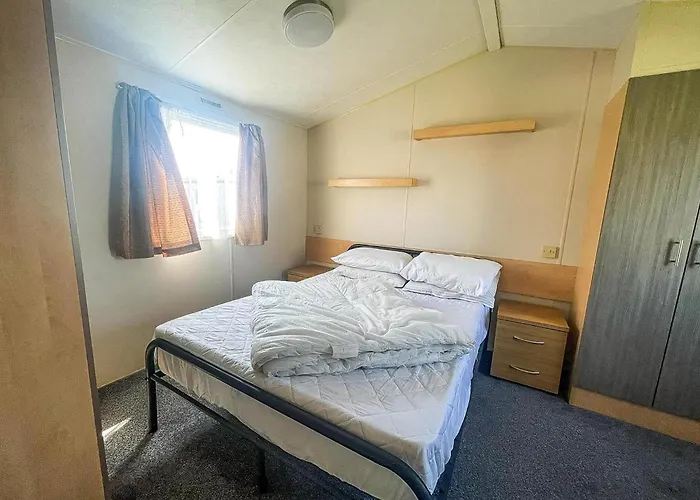 6 Berth Caravan With Wifi At Steeple Bay Holiday Park In Essex Ref 36092F